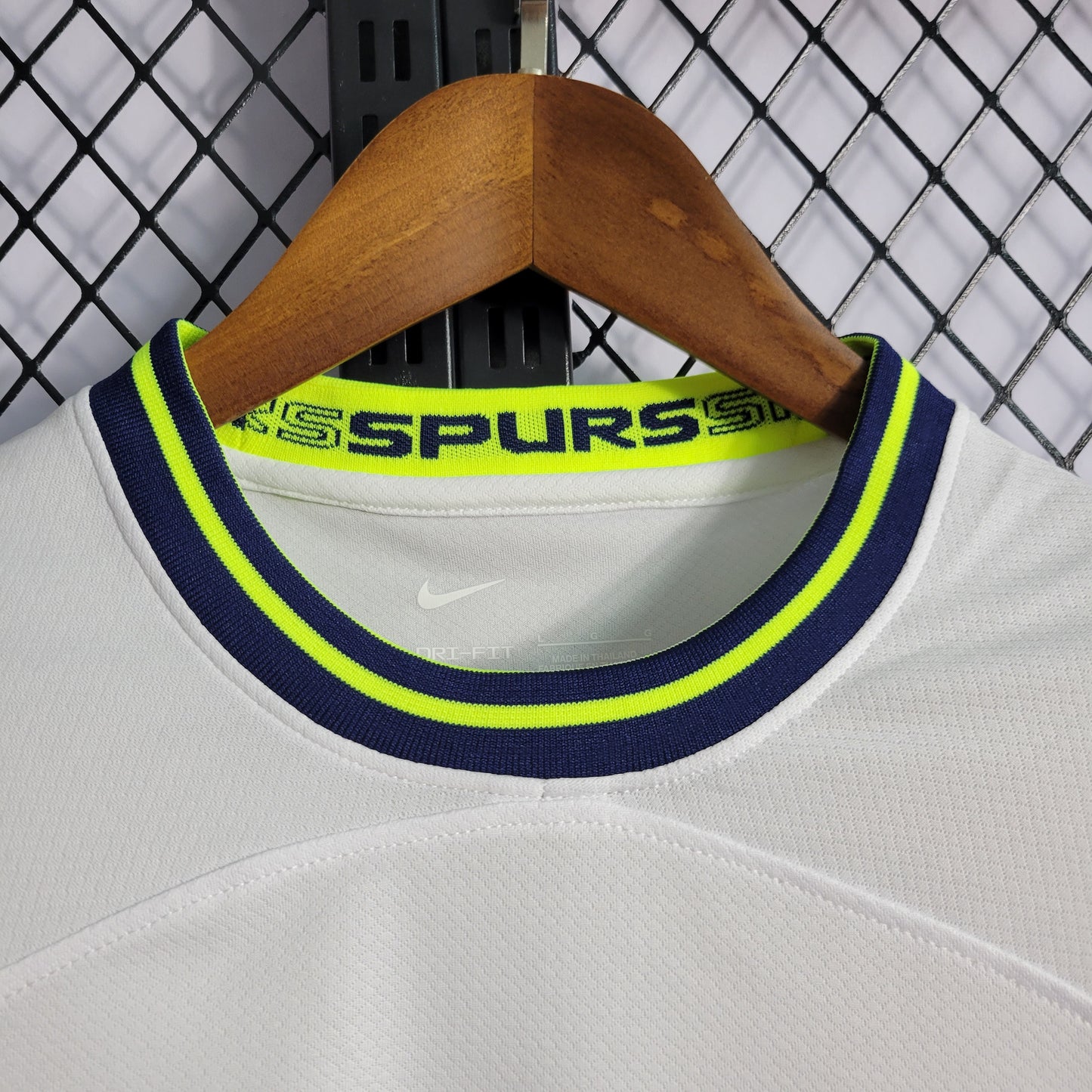 Camisa do Tottenham Titular 22-23