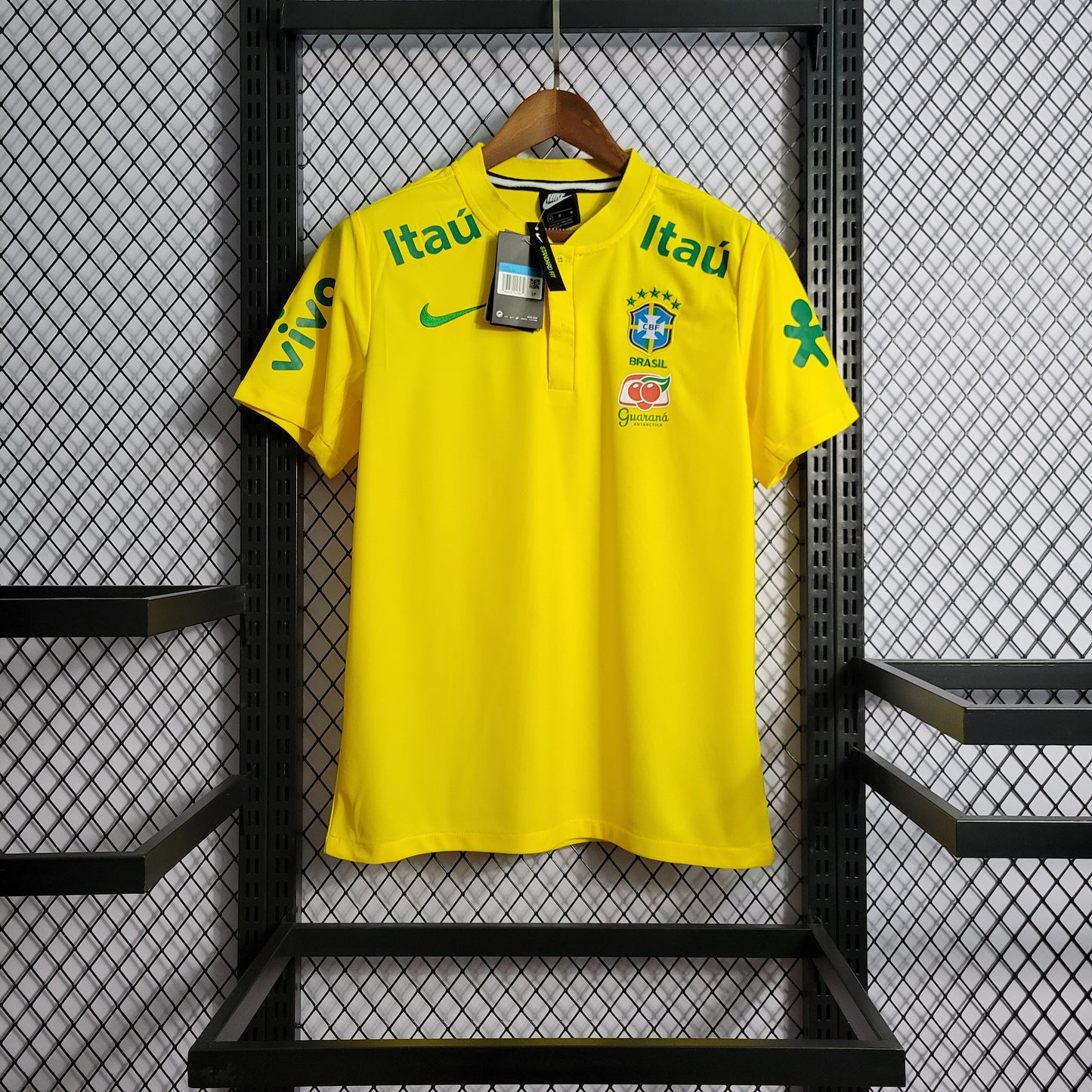 Low Neck Yellow do Brasil Pré-Jogo 2022